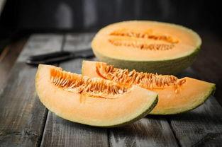 睡前吃蜜瓜,揭秘睡前享用蜜瓜的奇妙体验